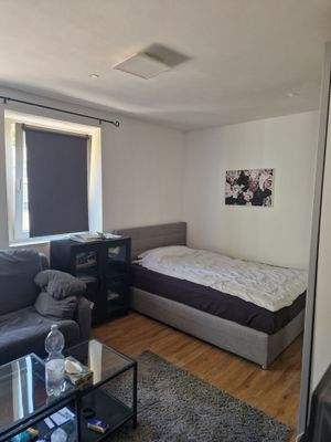 W 4 Zwischengeschoss Wohnen 1.OG re.jpg