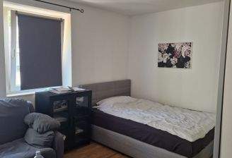 W 4 Zwischengeschoss Wohnen 1.OG re.jpg