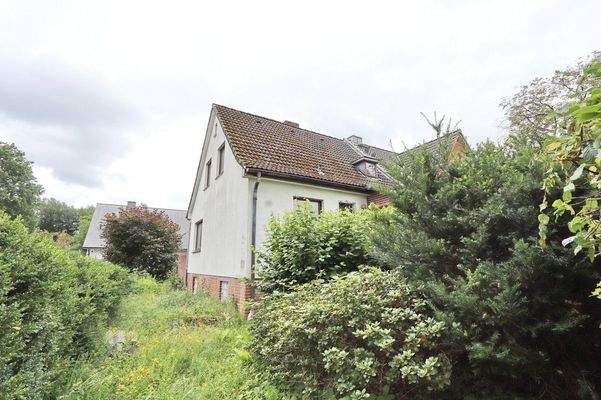 Vorderansicht linke Haushälfte