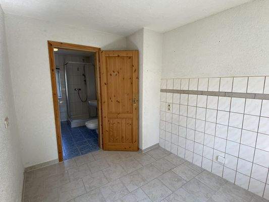 Küche und Bad im Nebengebäude