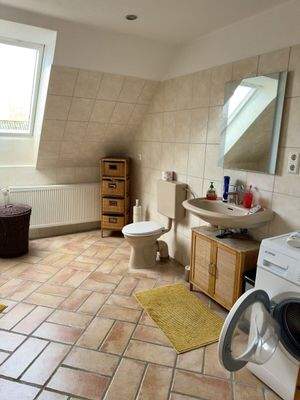 Badezimmer 1. OG