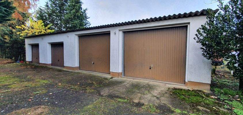 Garagengebäude 
