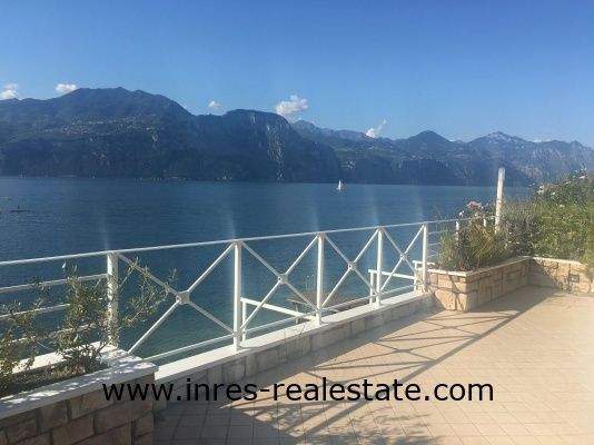 6829pi_06_Brenzone_Seeufer_Villetta_Haus_Villa_Imm