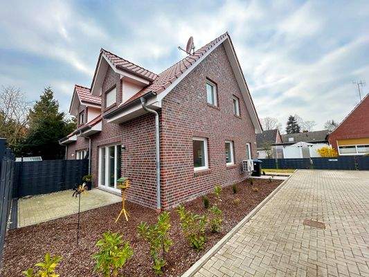 DHH Seitenansicht Terrasse