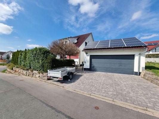 11_Doppelgarage, blickgeschütztes Grundstück