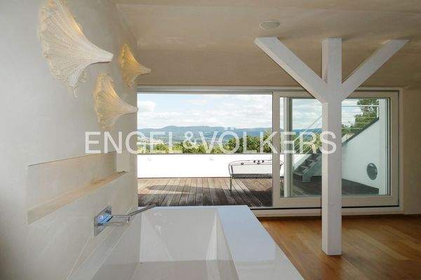 En suite Badezimmer im OG