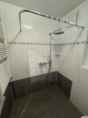 Badezimmer (2)-1.jpg