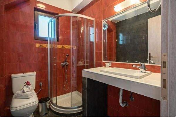 Kreta – Luxusvilla mit Meerblick in Triopetra