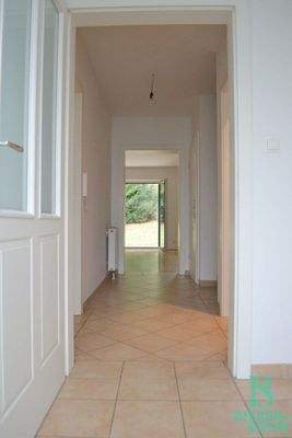 Vorraum/Blick Garten