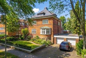 Herzlich Willkommen in Ihrer neuen Stadtvilla!