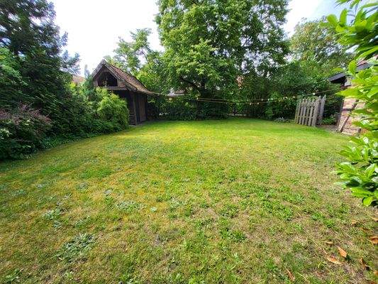 033 rechts Garten.jpg