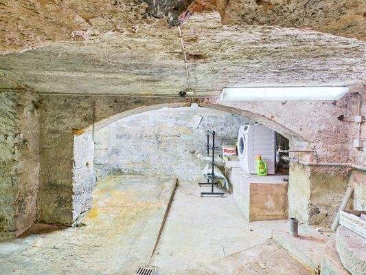 Zentrales Wohn/Geschäftshaus in Saarwellingen 