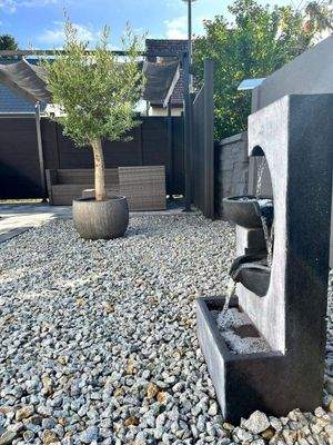 gemütlicher Vorgarten