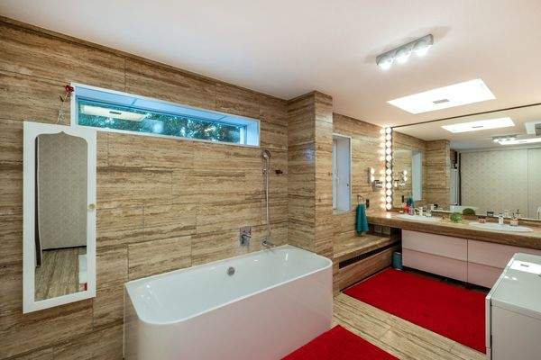 Hauptbad Erdgeschoss