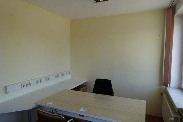 Büro 1