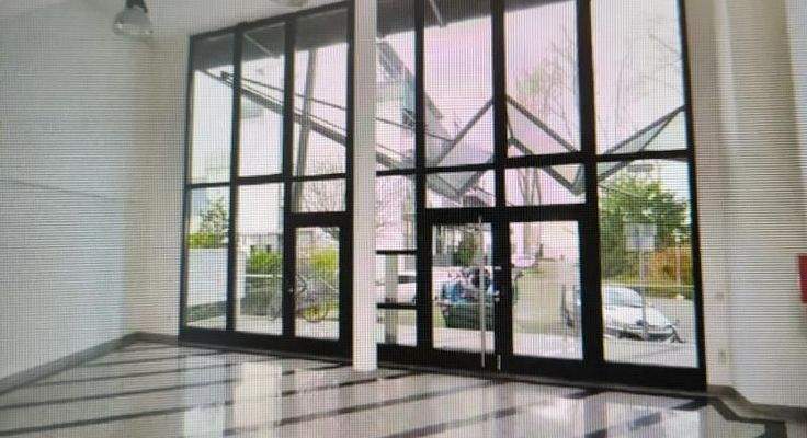 Campus Hauseingang von Innen