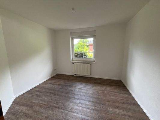 Kinderzimmer 2 oder Büro EG