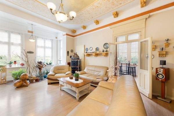 Wohnen mit Stuckelementen