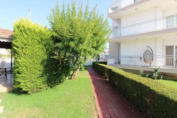 Furnished Mezzanine Flat in a Complex with Pool in Antalya Belek