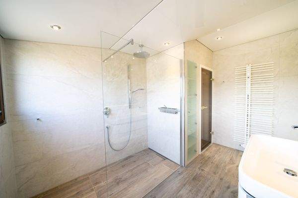 Walk-in Dusche Whg Nr. 3