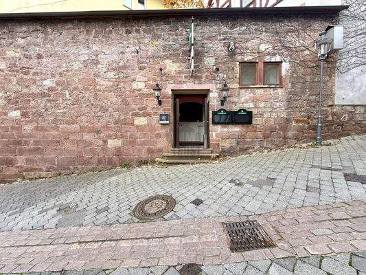 Eingang und Aussenbereich