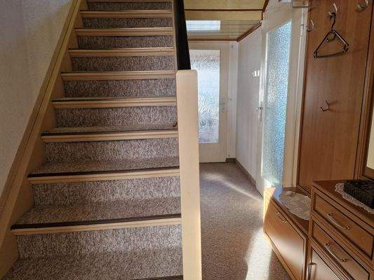 EG Flur Blick vom Eingang