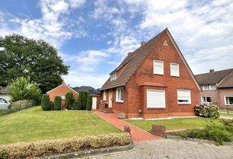 Straßenfront Bild 2