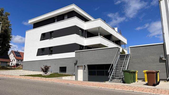 Straßenansicht Wohnanlage