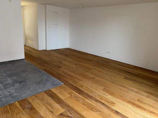 Wohn-Ess-Schlafraum (4).jpg