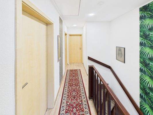 CAM03784G0-PR0091-STILL026