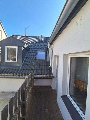 erneuerte Gaube und Dach