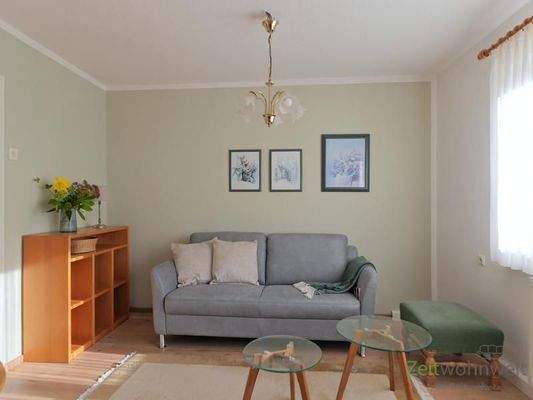 Blick ins Wohnzimmer