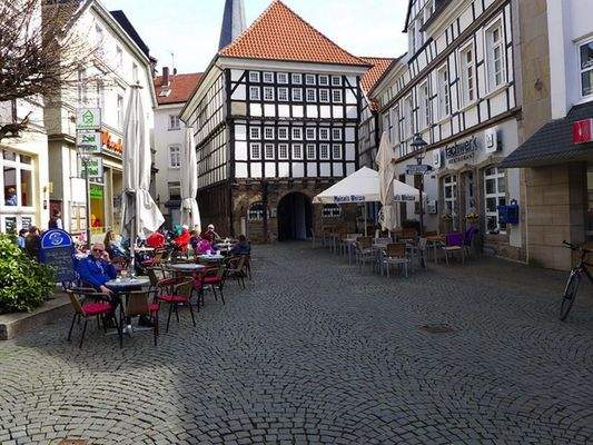 Altes Rathaus, erb. 1576,