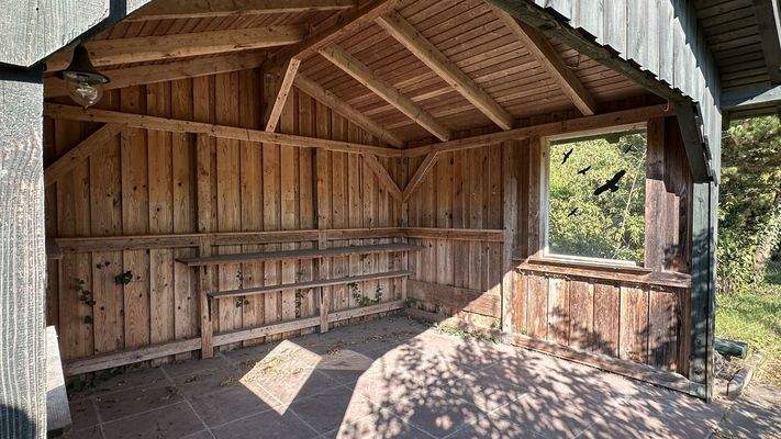 Überdachter Sitzbereich