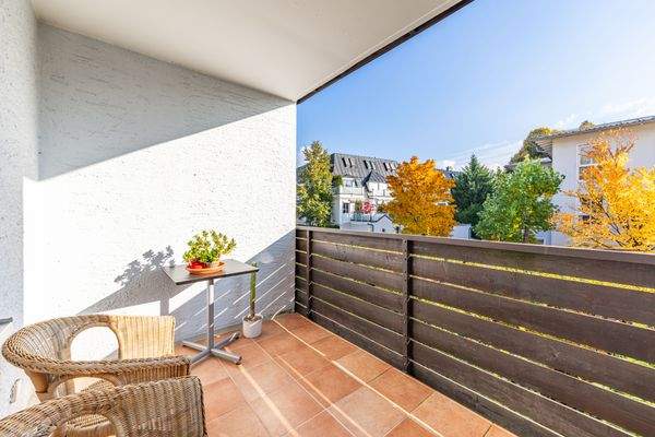 Süd-Balkon am Wohnzimmer