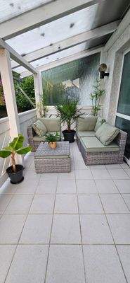 Eingangsbereich Veranda im Sommer