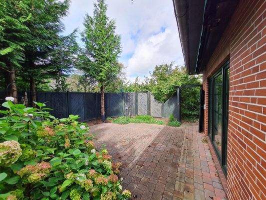 Die Terrasse von der anderen Seite