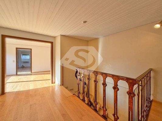 Dachgeschoss Empfang