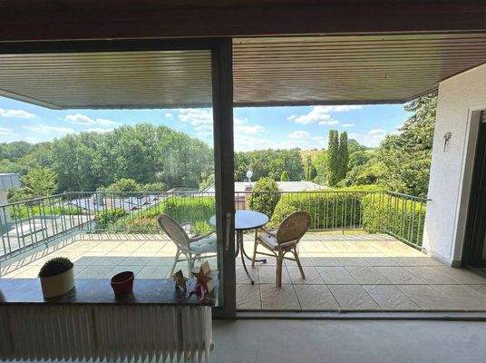 Balkon vor dem Wohnzimmer