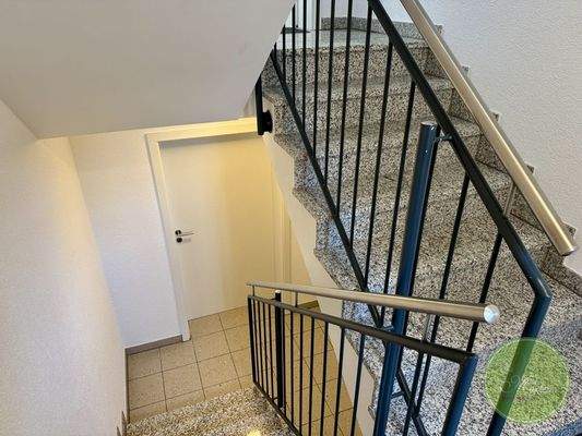 Das gepflegte Treppenhaus.