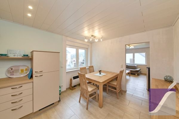 OG / Essbereich mit Ausblick zum Wohnzimmer