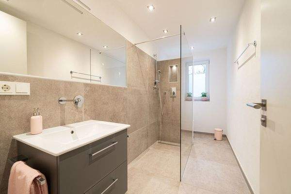 Großzügiges Gästebad