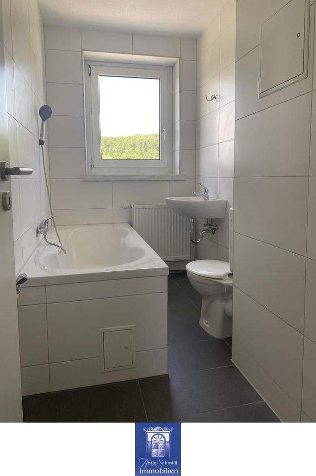 Gepflegte 2-Zimmerwohnung in idyllischer Umgebung! Ruhig und grün! - Foto 1