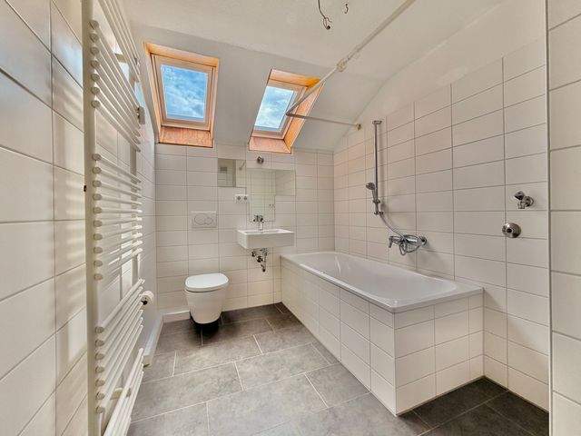Inklusive Einbauküche: Sanierte 2-Raum-Wohnung im Erstbezug - Foto 4