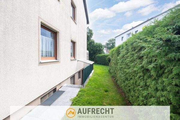 Garten und Kellertreppe