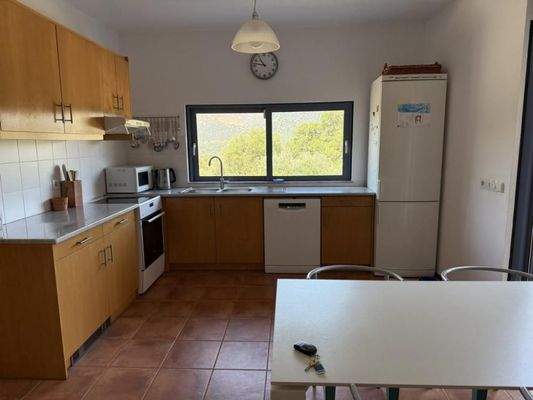 Kreta, Exo Lakkonia: Villa auf dem Land mit Pool, Olivenhain und Bergblick zu verkaufen