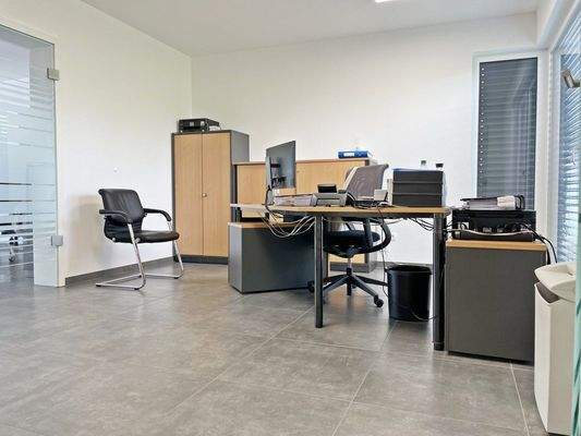 Büro (3).jpg