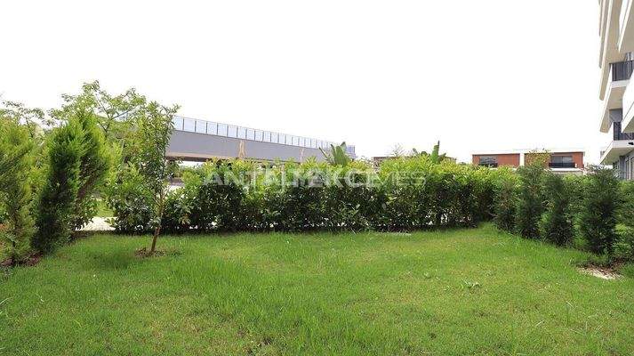 Apartments with Large Gardens and Terraces in Antalya Aksu