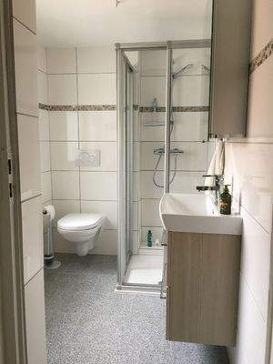 Hinterhaus neues Duschbad