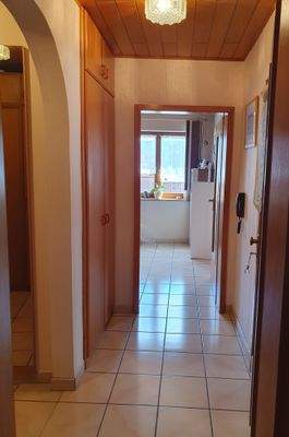 wir betreten das OG durch den Flur